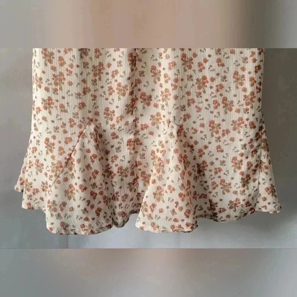 Trixxi Burnt Orange and Cream Floral Dress, size medium - Picture 9 of 11